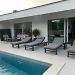 Vila Cedrus