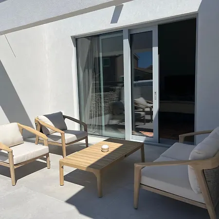 Villa Cedrus Jursici