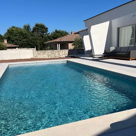 Cedrus Villa