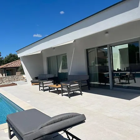 Villa Cedrus Jursici