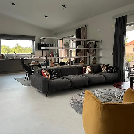 Cedrus Villa Juršići