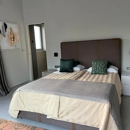 Villa Cedrus