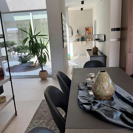 Cedrus Villa