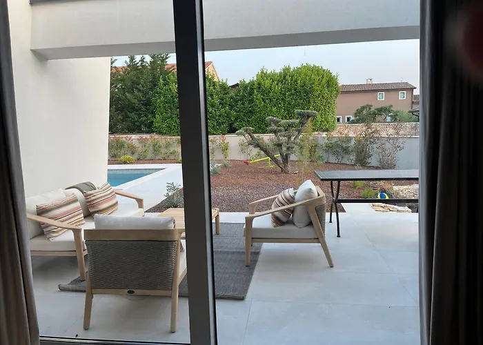 Βίλα Cedrus Juršići